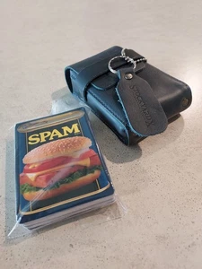 Spam Spielkarten mit Spielkartenetui Blau Leder Neu ohne Etikett - Bild 1 von 3