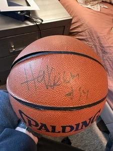 Hakeem Olajuwon Autographed Basketball. JSA authenticated. - Picture 1 of 4