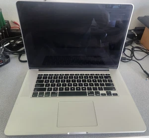 A1398 2015 MacBook Pro i7 256GB SSD Retina - na części - zobacz zdjęcia - Zdjęcie 1 z 8