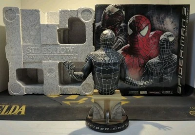 Sideshow Marvel Spider-Man 3 - Mini busto de Spider-Man traje negro #168 de 200 Foto 1 de 4