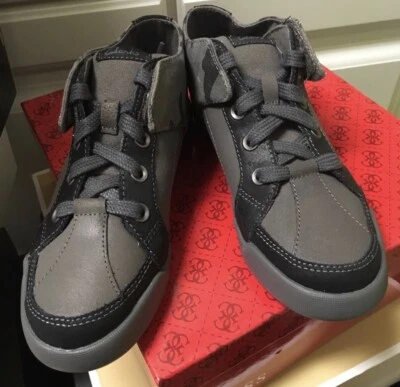 Size 2.5 - Clarks Boys Shoes - Image 1 of 3