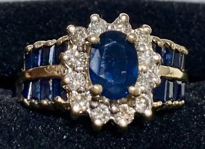 Anillo de diamantes con zafiro azul natural de oro de 14 k 1,5 CTW Foto 1 de 4