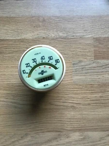 Lambretta series 2 speedo 60 mph italian thread  - Picture 1 of 2