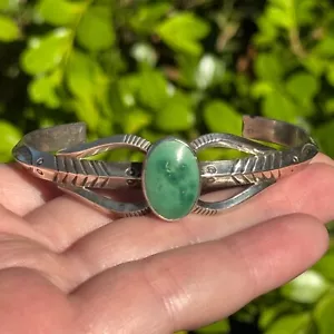 Vintage Native American Sterling Silver Turquoise Carinated Cuff Bracelet - Picture 1 of 15