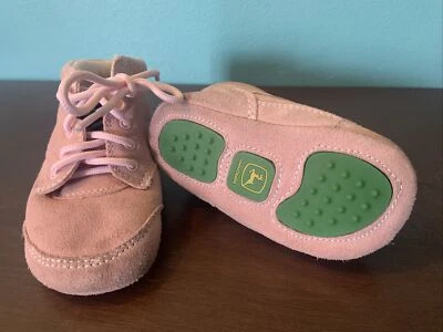 Botas de berço de camurça rosa John Deere para bebês/crianças meninas tamanho 3 couro - Imagem 1 de 4