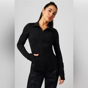 Fabletics Perfect Storm Train Jacket NWT MEDIUM - Picture 1 of 7