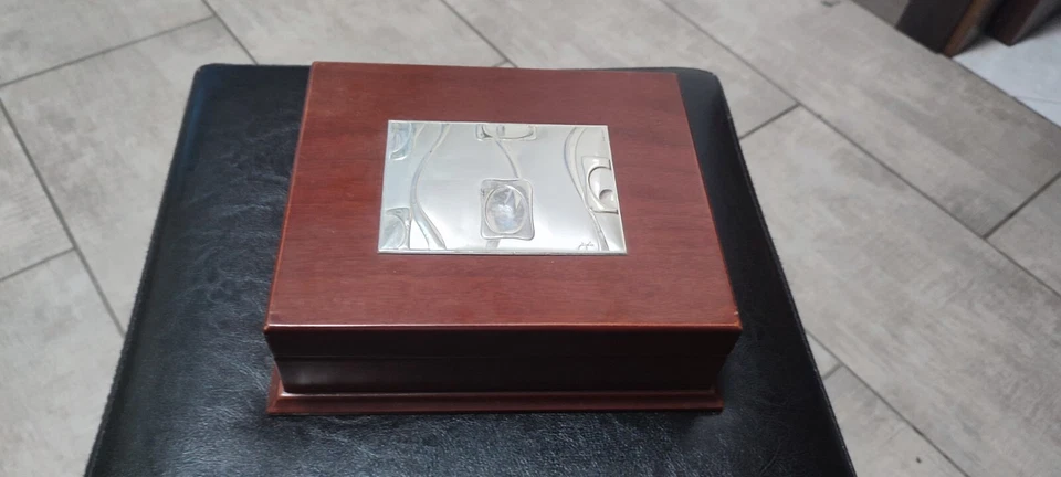 COFANETTO  IN LEGNO E ARGENTO   - Immagine 1 di 4