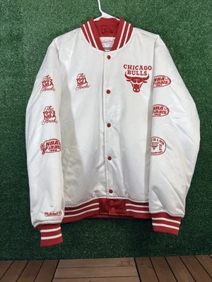 Mitchell & Ness Chicago Bulls NBA Finals Champion Satin Bomber Jacket Men L - Image 1 of 4