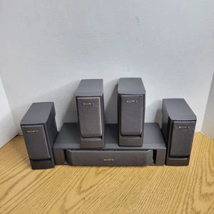 Sistema de altavoces Sony SS-CN130 canal central y (4) SS-V130 delantero/trasero 32093 - Imagen 1 de 7