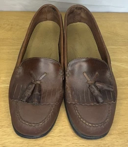 GH Bass Womens Jackie Loafers Size 8 1/2 W Brown Leather Kiltie Tasseled Slip On - Picture 1 of 8
