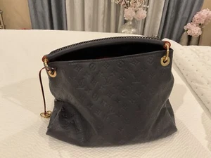 Louis Vuitton BRAND NEW ARTSY handbag NAVY BLUE - Picture 1 of 12