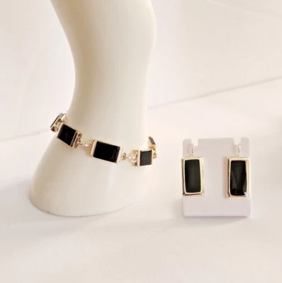 Elegante pulsera y pendientes de gancho de cristal negro tono plata Foto 1 de 4