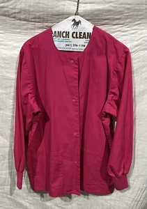 Red Women’s Medium Long Sleeve Snap front Scrub Top With Front Pockets - Picture 1 of 2