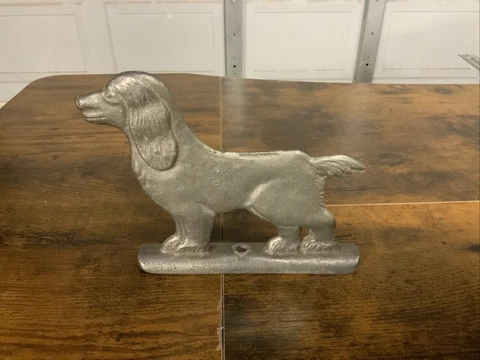 Vintage English Springer Spaniel Dog Gate Fence Mailbox Topper  cast aluminium Cover