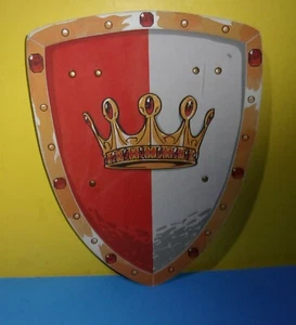 2005 Visiodan Medieval Battle Crown Foam Foam Shield Cosplay Costume 17" x 13" - Picture 1 of 2