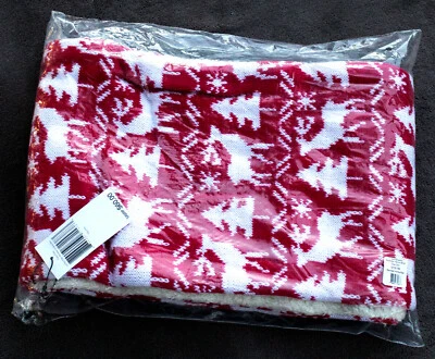 Vera Bradley Reindeer Deer Intarsia Red Cozy Cowl Winter Infinity Neck Warmr NWT - Image 1 of 4