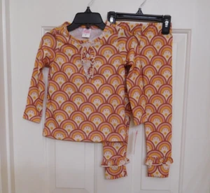 NWT 2pc RicRac & Ruffles Rainbow Daisy Long Sleeve Top & Leggings Set sz 2t - Picture 1 of 3