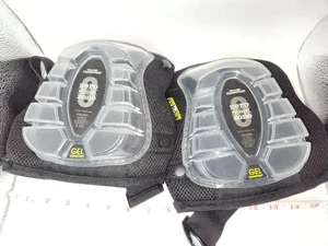 Tommyco Zero Pressure Zone Gel Comfort  Cool Flow Air Vents 40032 Knee Pads New - Picture 1 of 7
