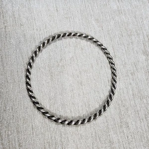 Vintage Sterling Silver Twisted Bangle Bracelet Minimalist Stacking Boho Jewelry - Picture 1 of 3