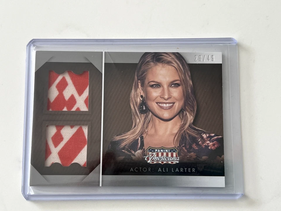 Ali Larter Panini Americana 2015 doble armario reliquia #28/49 plata paralelo raro Foto 1 de 1