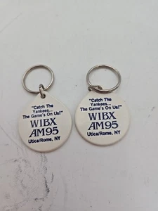 NY Yankees Keychain White Round Plastic Baseball "Catch The Yankees The Game On  - Picture 1 of 2