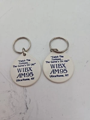 NY Yankees Keychain White Round Plastic Baseball "Catch The Yankees The Game On  - Image 1 of 2