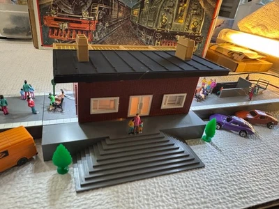 🚂 HO- HORNBY/TRI-ANG - ESTACIÓN DE TREN 42" LARGO - ILUMINADO MÁS 🎇 H3421 Foto 1 de 4