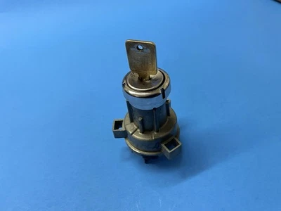 Interruptor de encendido Chevelle Chevy II Nova Delco 1967 1116685 cilindro y llave Foto 1 de 3