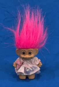 Vintage Troll Russ 3 Inch Flower Girl, Wedding Party, Pink Hair 42501 - Picture 1 of 7
