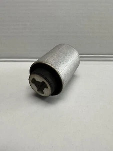 GENUINE Mercedes Benz Control Arm Bushing NEW 2473521900 - Picture 1 of 4