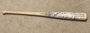 Boston Red Sox 2021 Team Bat Signed By 17 Whitlock Verdugo Cora Renfroe Arroyo - Picture 1 of 9
