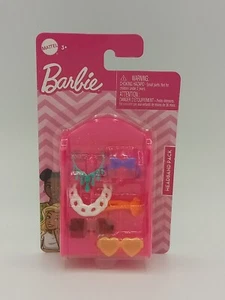 Barbie Headbands Sunglasses and Jewelry Doll Accessories with Pink Shelf  - Picture 1 of 2