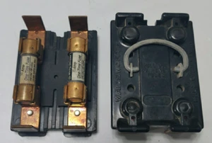 2 WADSWORTH 30 Amp Fuse Holder - Pull Out - Picture 1 of 3