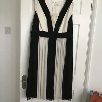 Black and Cream Occasion Berkertex dress 20 - Image 1 of 3