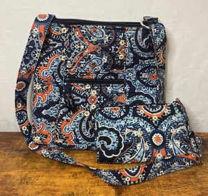 Vera Bradley Umhängetasche mit passender Geldbörse - Bild 1 von 10
