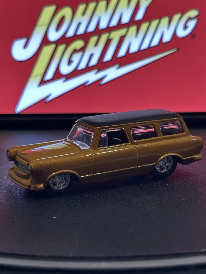 Excursor Johnny Lightning escala 1:64 Foto 1 de 4