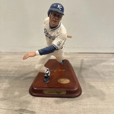 GEORGE BRETT DANBURY MINT LIMITED EDITION FIGURINE 9 INCH ROYALS NICE READ! - Image 1 of 4