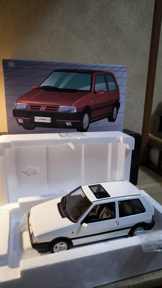 Modellino Fiat Uno Turbo Bianca - Immagine 1 di 4