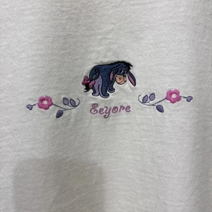 Vintage Disney Pooh Women T Shirt Embroidered EEYORE With Flowers White XL - Picture 1 of 16