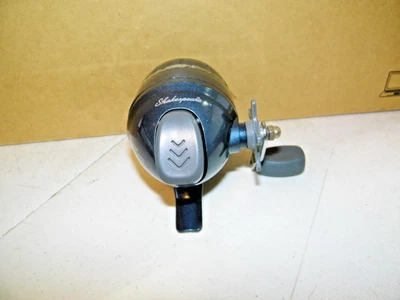 FISHING  REEL VINTAGE SHAKESPEARE  DURANGO  DSC8 GEAR RATIO 3.7:1 - Image 1 of 4