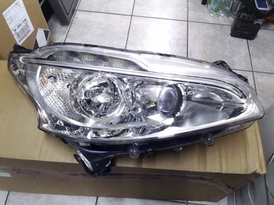 Orig. Scheinwerfer rechts - LED Tagfahrlicht Peugeot 208 68 VTI C 9802221680 - Bild 1 von 4