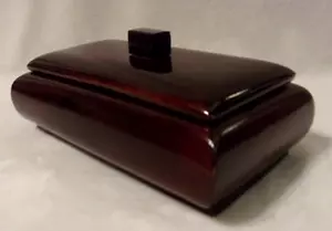 HANDCRAFTED VINTAGE SOLID WOOD KEEPSAKE BOX - Cherrywood Lacquer Finish - Picture 1 of 8