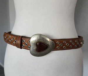 Chicos Studded Hammered Metal Heart Buckle Brown Leather Belt Sz M - Picture 1 of 10