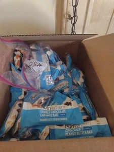 Nutrisystem Chocolate Peanut Butter Bar Pack for Weight Loss, 11g Protein, 15 Co - Picture 1 of 1