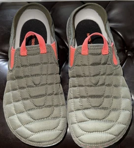 Merrell Hut Mocs Lightweight Quilted Green Water Resistant Shoes women’s Sz 9 - Picture 1 of 6