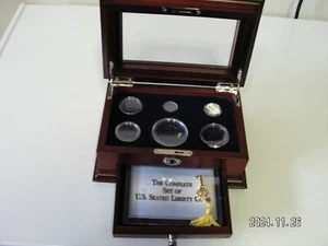 Schönes Etui für Münzen vom Typ sitzende Freiheit in allen Demintionen - Bild 1 von 7