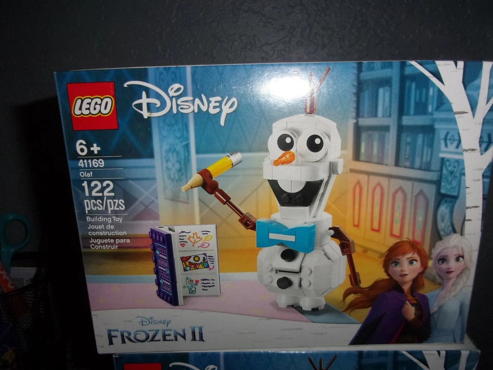 NUEVO LEGO DISNEY FROZEN 11 122+ PIEZA OLAF #41169 Foto 1 de 1