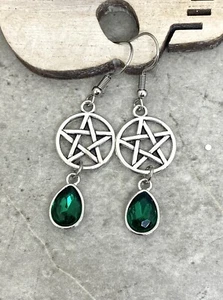 Pair Pentagram Pentacle Star Green Teardrop Earrings Pagan Goth Wicca Alternativ - Picture 1 of 9