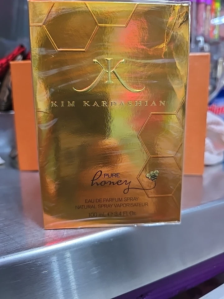 Perfume Miel Pura Kim Kardashian 3,4 oz. Foto 1 de 1