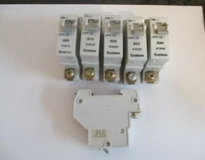 CRABTREE SB6000 610/ B6 B10 B16 B20 B32 B40 SINGLE POLE MCB'S (BLACK WRITING) - Picture 1 of 3